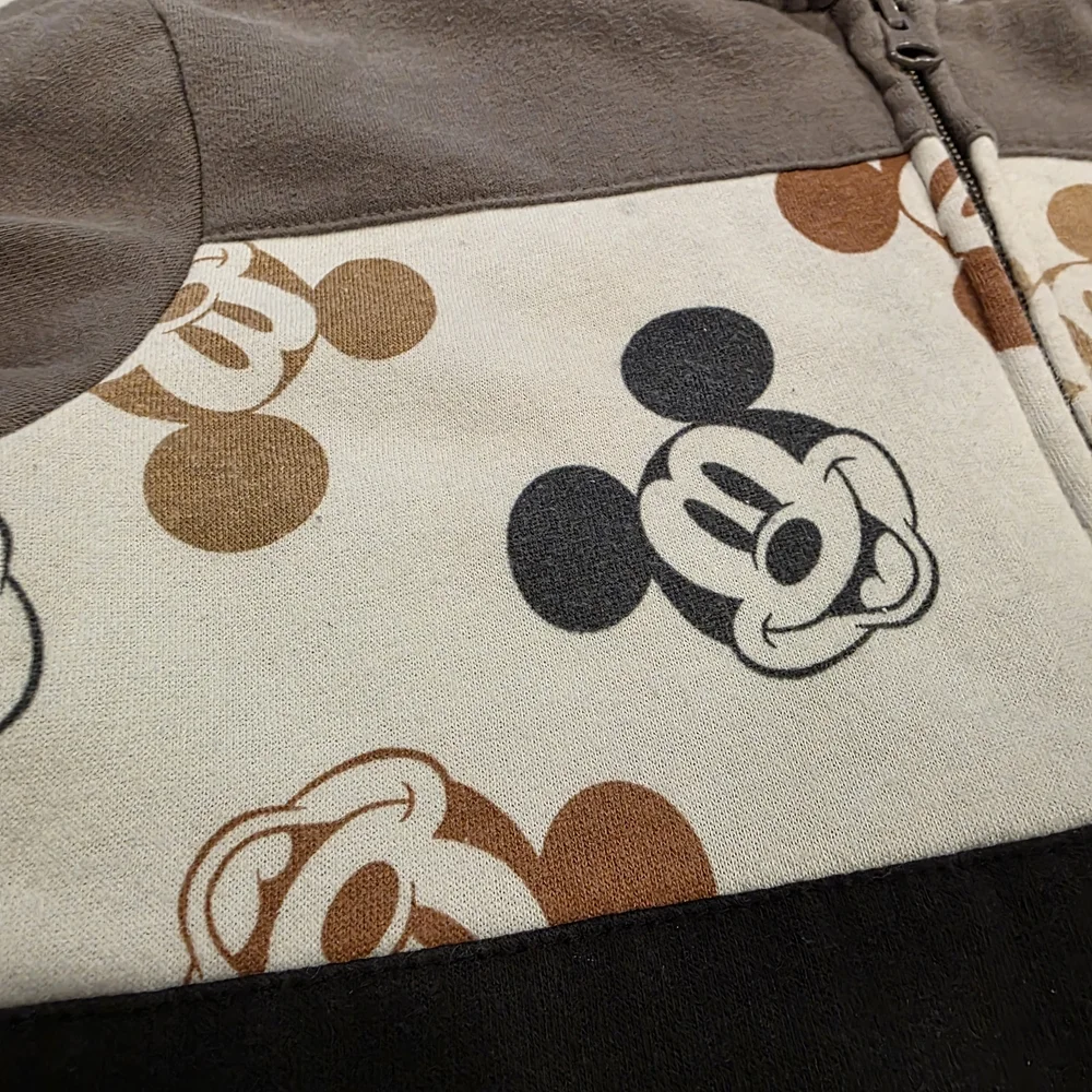 Disney 